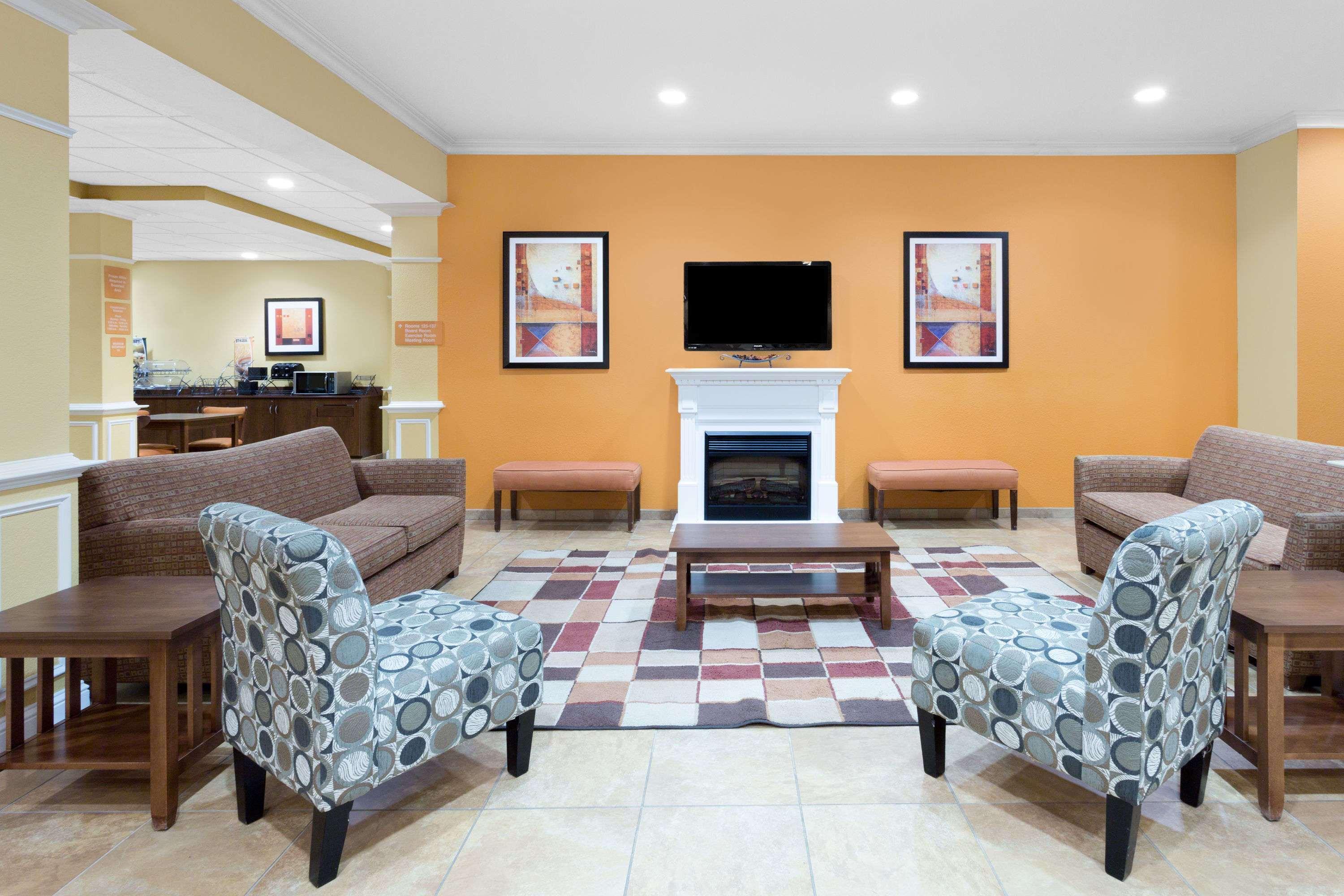 Microtel Inn & Suites By Wyndham University Medical Park Greenville Exteriör bild